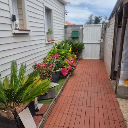 Mobil Home Chez L Habitants 생장드몽 외부 사진
