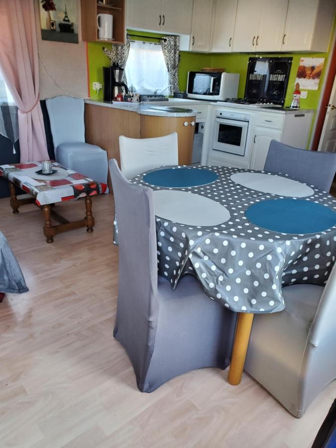 Mobil Home Chez L Habitants 생장드몽 외부 사진
